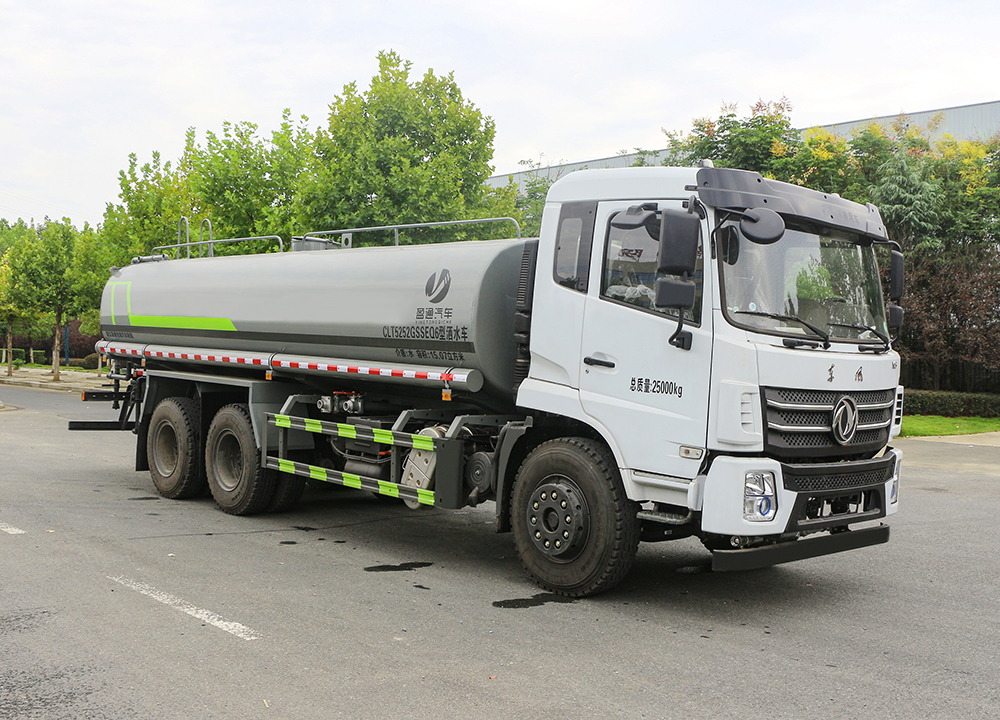 20方随专K6玉柴270后双桥洒水车